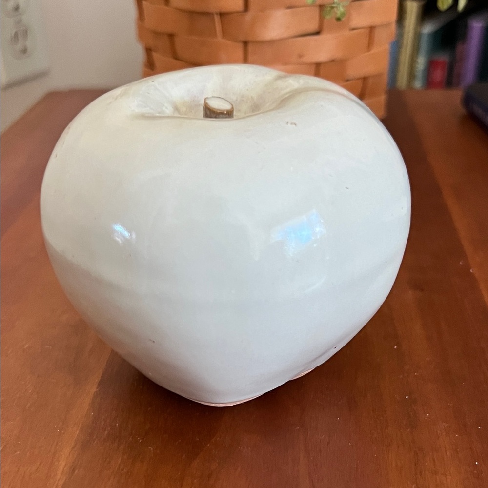 Stoneware/Ceramic Apple